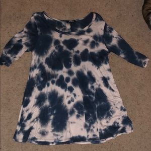 Women’s shirt